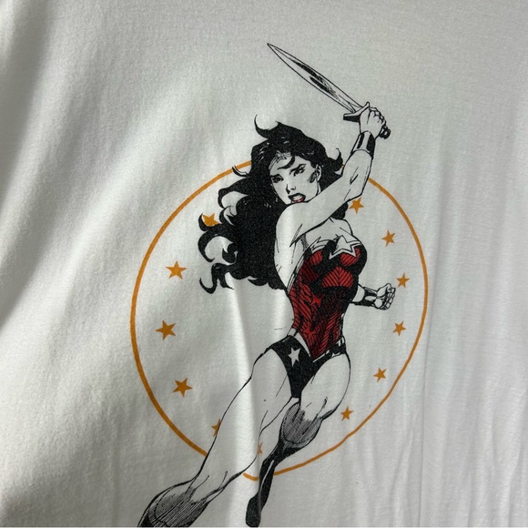 Vintage Wonder Woman t-shirt with a print of Wonder woman Sz XL - Picture 3 of 6